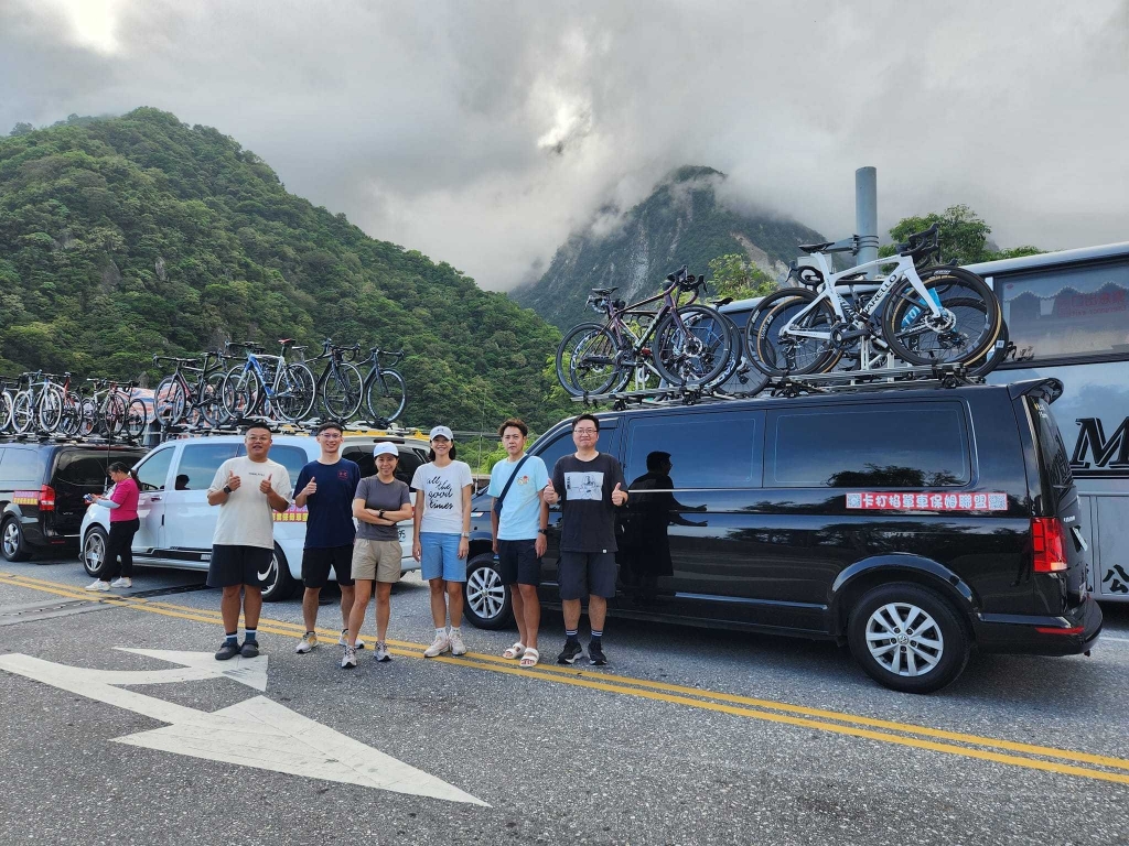 單車補給｜台北九人座包車、台北旅遊接送